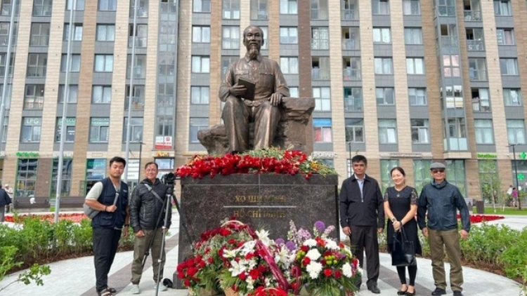 PHIM TAI LIEU HO CHI MINH -  JALAN ANAK TUI TUKVAK SAJARAH DAKRAI