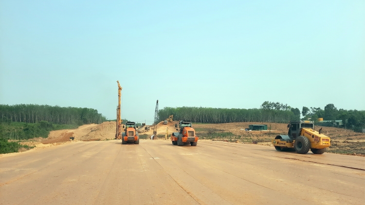 Lum k’đhap bha ar pa tơ đoọng pay bhâ k’tiêc, bâc dự án bha lâng coh Quảng Trị bhrợ têng k’zih
