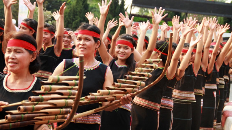 Tơdrong hơri Bahnar ‘năr pêng năr 30-8-2023