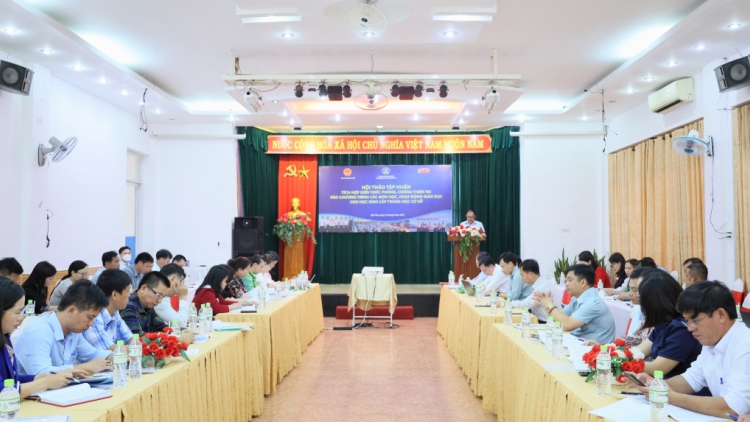 Ai tơmŭt ală jơnau gĭt wă rơcăng lài tam dră wơl mờ trồ tiah lơh aniai tàm jơnau bơto bơtê ai kơnòm bơsram kâp bàr in cho học sinh kâp bàr in