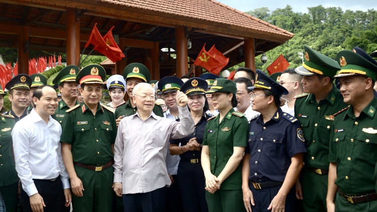 Tổng Ƀí thư ồng Nguyễn Phú Trọng còp Mpồng nhàr lơgar Dunia Lơh bơyô bal 