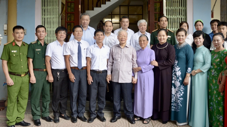 Tơlơi pơhing hrơi năm, lơ 26.8.2023