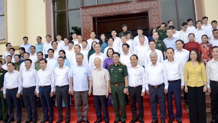 Pôa Nguyễn Phú Trọng Kăn xiâm pơkuâ hnê ngăn Đảng lăm pôu pêi cheăng a kong pơlê Lạng Sơn 