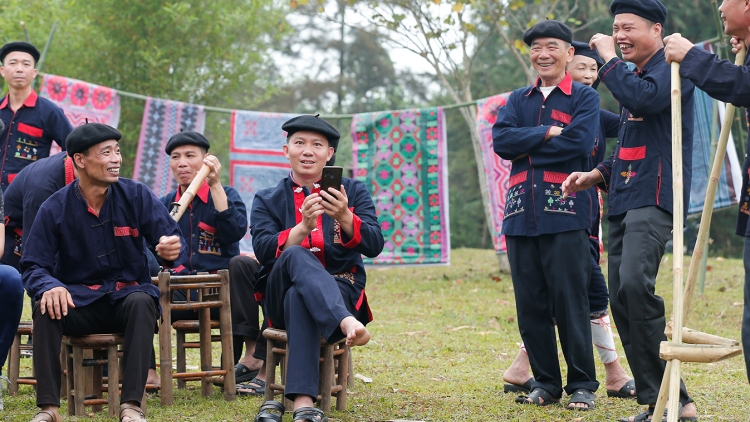 Lầy tzình thzáng ca páo dung chủ nhật hoi 3/9/2023