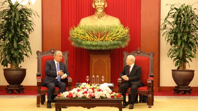 Tơdrong kơtơ̆ng ang 'năr ƀar năr 22.8.2023