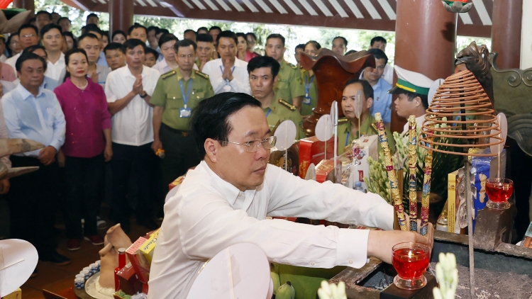 Pôa Võ Văn Thưởng, Kăn xiâm hnê ngăn tơnêi têa têk  nhang tơbâ Pôa Hồ Chí Minh, Kăn xiâm hnê ngăn tơnêi têa ki apoăng