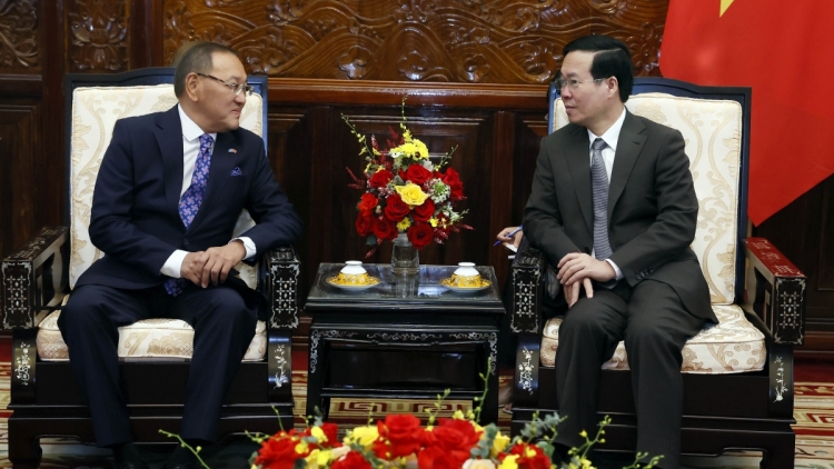 Khua lăn čar Võ Văn Thưởng drông khua bi ala knŭk kna Kazakhstan 