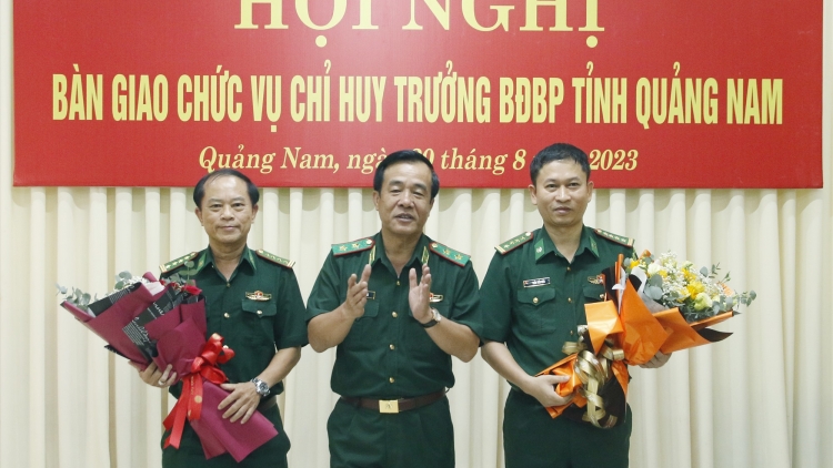 Đại tá Trần Tiến Hiền k’đhơợng bhrợ Chỉ huy trưởng Bộ đội biên phòng tỉnh Quảng Nam