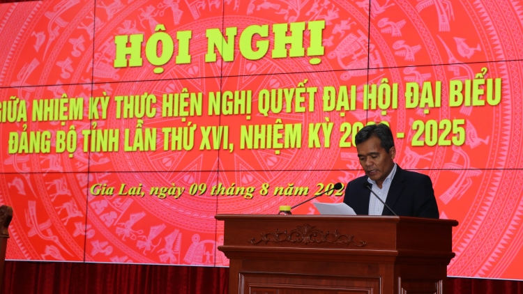 Gia Lai bơyai lơh Pơrjum nggùl tơngai lơh broă bơh Đảng ƀộ càr dê