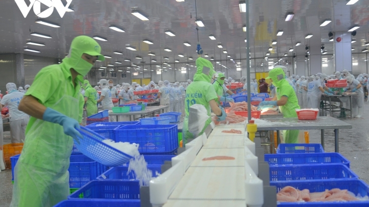 ពត៌មាន ម៉ោង​ ៦