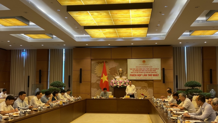 Phó Chủ tịch Thường trực Quốc hội Trần Thanh Mẫn: Ch mêệt lêy đăh pa dưr đong ặt xã hội