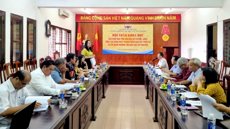 Broă lơh prap gàr niam chài yal yau cau Rơđê, Jarai tàm gah pờ tơlik jơnau đơs dà kòn cau jơi bơtiàn dùl êt nă cau