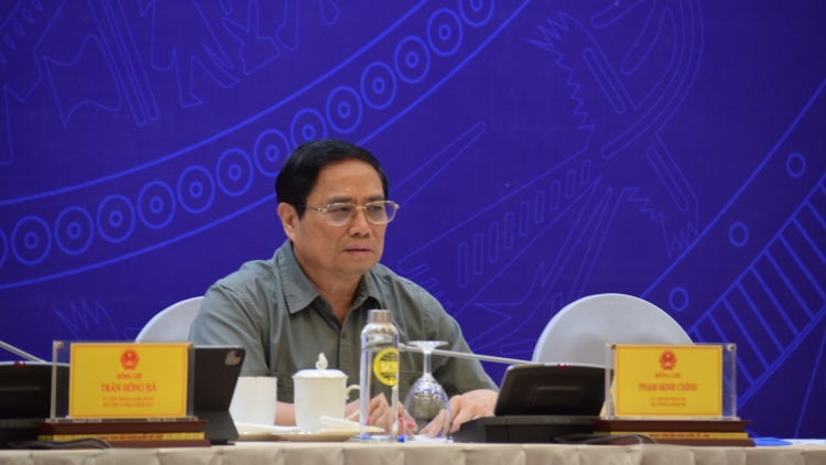 Thủ tướng ồng Phạm Minh Chính lòt pơrjum pờ tơlik tơn tàm internet tơn jơh nam bơsram 2022-2023 mờ rcang ai nam bơsram pa in 