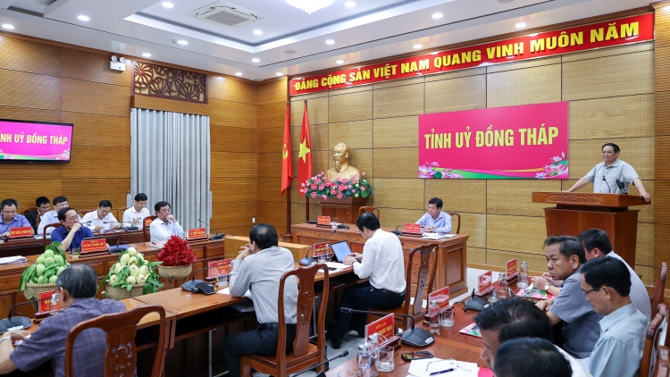 Khua knŭk kna Phạm Minh Chính mă bruă hŏng phung khua kiă kriê čar Đồng Tháp  