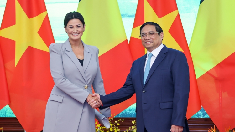 Thủ tướng Phạm Minh Chính sơng Kơdră Thươ̆ng viê̆n Bỉ 