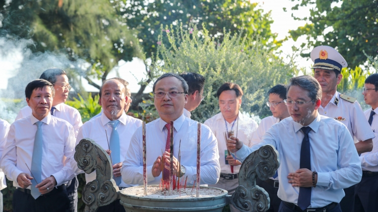 Khŏm mơ-eăm rak vế hnoăng pơkuâ, mơnhông tơdroăng ki ai hlâu ‘na têa kơxĭ 