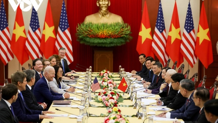 TỔNG THỐNG HOA KỲ JOE BIDEN TAMAT MBANG RIVANG VIET NAM