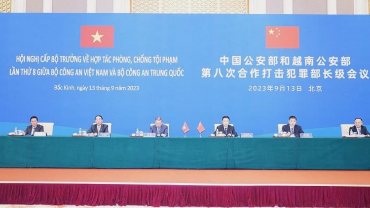 Việt Nam hăng Khač kơtưn ngă hrŏm pơgăn ƀing ngă soh