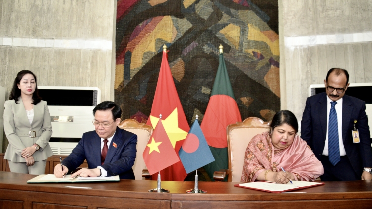 Kruanh Quốc hội Vương Đình Huệ tâm nchră đah kruanh Quốc hội Băngladesh