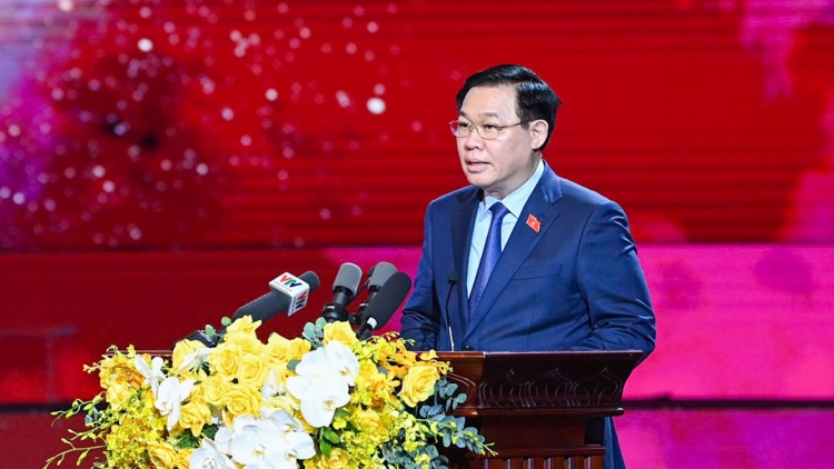 Hơdră “Jak iâu abih bang mơnuih gum hrŏm pơgang apui ƀong sang hăng pơklaih mơnuih mông ječ ameč”