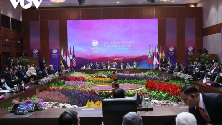 Klei bi kƀĭn gưl dlông ASEAN+3 tal 26 leh anăn Klei bi kƀĭn gưl dlông ASEAN-Mi tal 11 