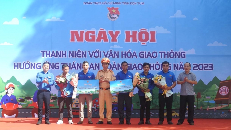 Kon Tum: pơtối pêi tơƀrê 5 khu rơdêi pleăng hnoăng cheăng pêi  tŏng kum  rĕng mâu ngế trâm xía vâ a troăng prôk