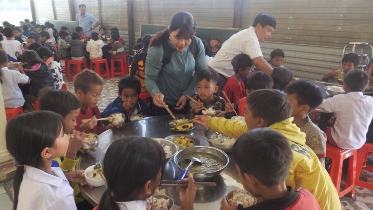 Hơdôm amŏ asơi tơlơi khăp pap pioh kơ čơđai sang hră tơnap tap Kon Plong