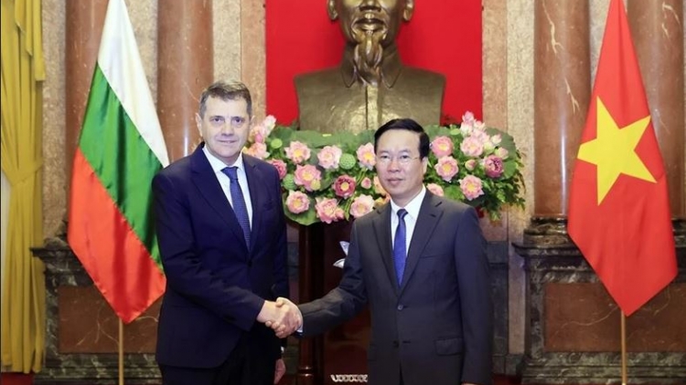 Khua mir sir ơi Võ Văn Thưởng tŭ jum lu khua anih jưh pơ ala ba nao hră mơ-it pơsit bruă mă