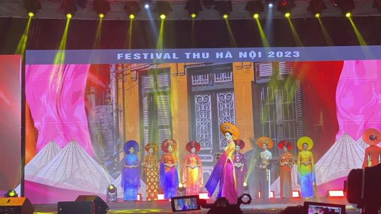 Pơxiâm po Festival Thu Hà Nội hơnăm 2023 