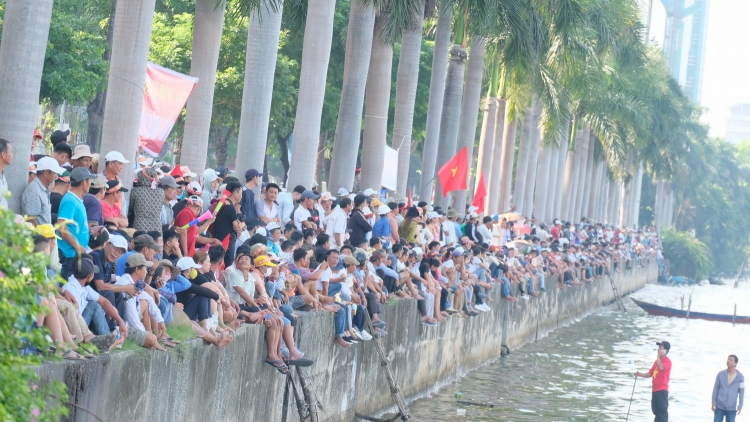 Đhanuôr lâng t’mooi bhui har hơnh deh cha ner đuối bhuông coh k’ruung Hàn, Đà Nẵng