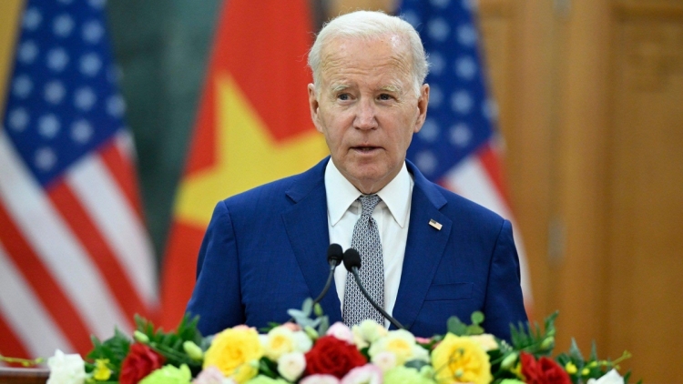 Tổng thống Joe Biden dưr chô tơợ Hà Nội liêm xang bh’rợ lướt lum lêy cấp Nhà nước Việt Nam