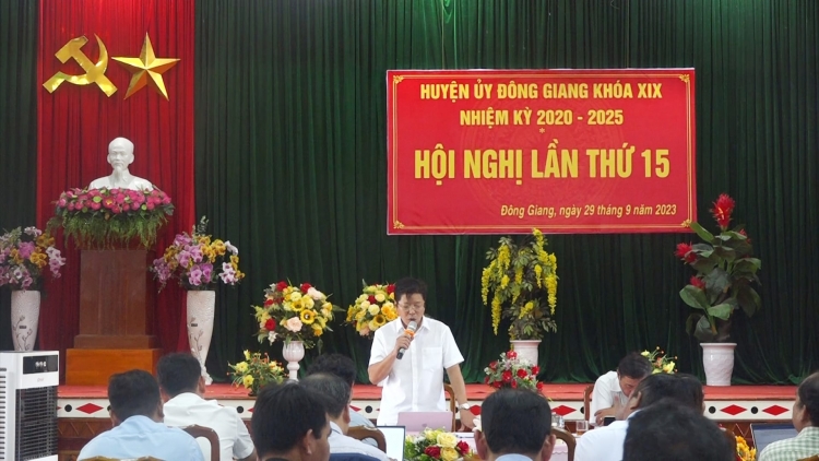 Huyện ủy Đông Giang (Quảng Nam) bhrợ têng Nghị quyết pa dưr chr’năp văn hóa pa têệt lâng bhrợ pa dưr du lịch