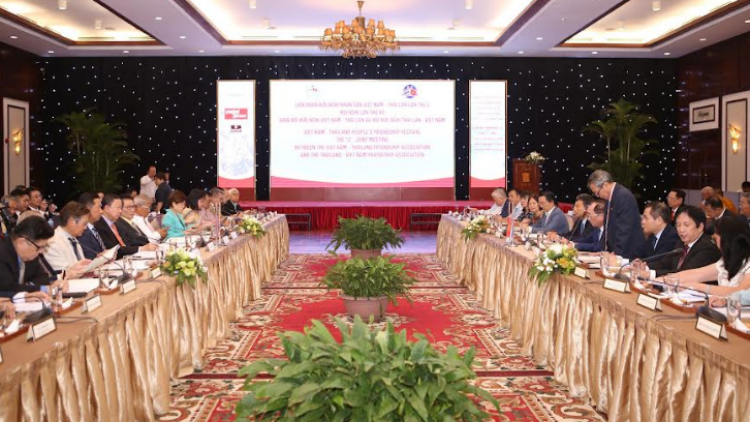 Hội nghị g’lúh 12 âng Ban Chấp hành Hội zr’ziêng Việt Nam - Thái Lan lâng Thái Lan - Việt Nam