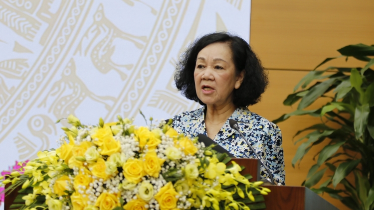 Khua hlăm bruă Đảng gưl dlông Trương Thị Mai mă bruă hŏng Anôk dlăng bruă Đảng čar Yên Bái 