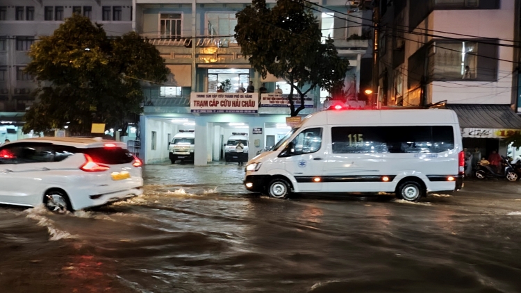 Đà Nẵng: Boo ngân bhrợ nong lít đhộ đhị bấc c’nắt c’lâng phố