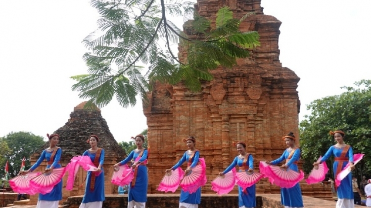 BINH THUAN PARILO JANIH PANDAP DU LICH PIAH DUI PACHREIH TUAI DAMUAI