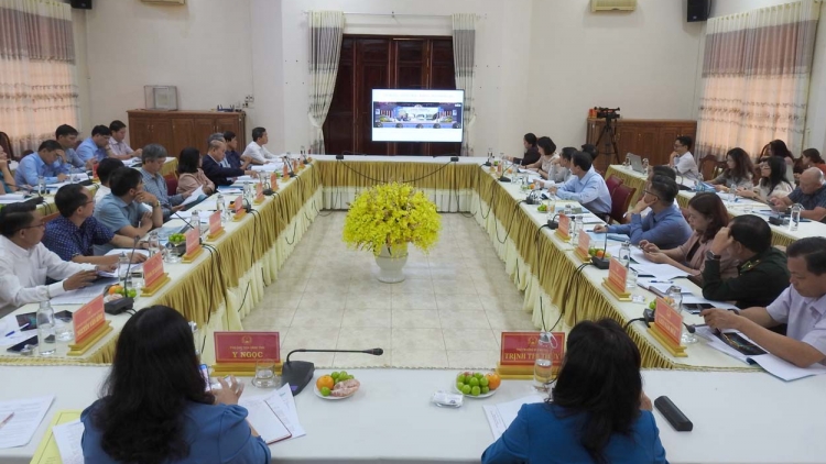 Hruê m’ak Dhar kreh, Mjuăt ktang asei mlei lehanăn Hiu čhưn ênguê dŭm djuê ana krĭng Lăn dap kngư tal 1 mkŏ mjing ti čar Kon Tum 