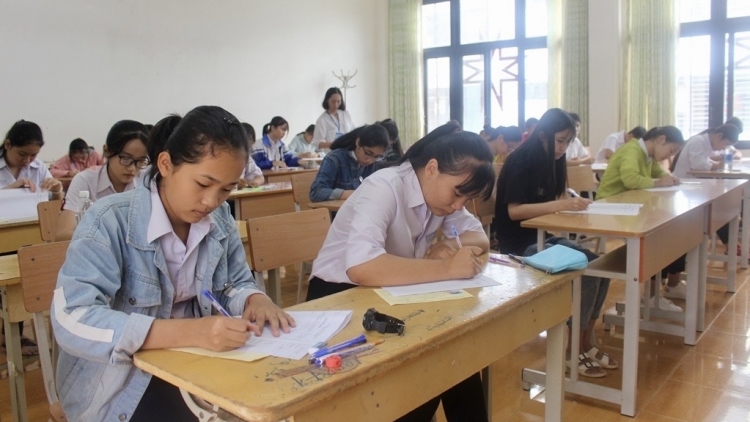  Knơ̆ng bruă sang hră - mtô bi hriăm Dak Lak kčĕ klei bi lông ruah hđeh sang hră adŭ 10 hlăm sang hră knŭk kna