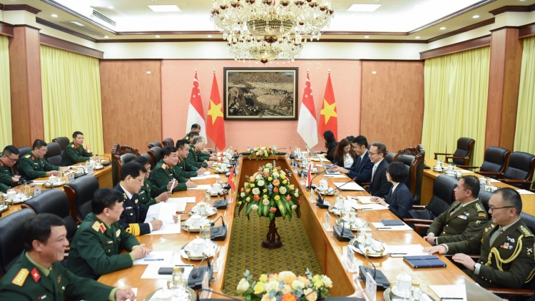 Bi blŭ hrăm kơ hdră êlan bruă lĭng kahan Việt Nam - Singapore tal 14 