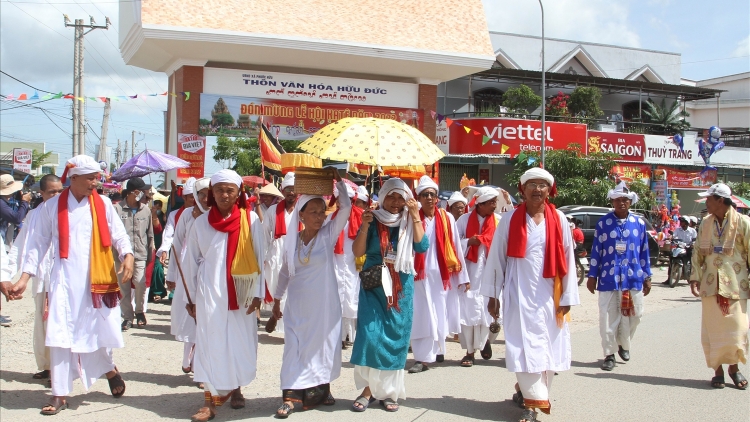 KADHA DAOH: NGÀY VỀ KATÊ 