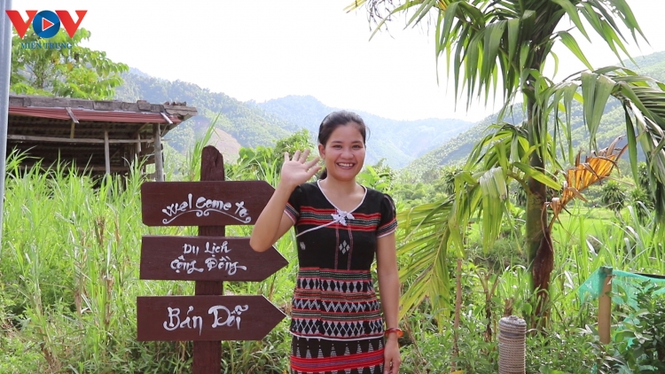 Manuyh Cơ Tu đhị Nam Đông bhrợ du lịch 