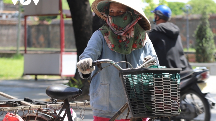 Thừa Thiên Huế: Lâh 4,9 tỷ đồng zooi đoọng pân đil bhrợ ha rêê đhuôch bhrợ pa dưr cớ c’lâng bhrợ cha xang Covid-19