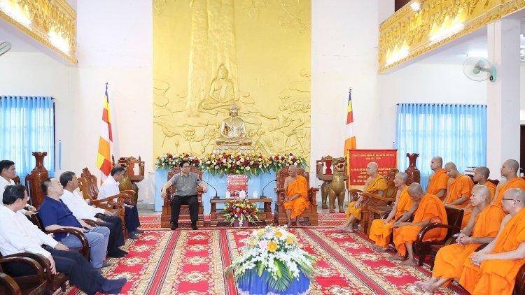 Thủ tướng Cíñ phủ ồng Phạm Minh Chính tus còp, gờm chờ Mpồl tam klăc ală cau kơđơng Yàng Phờk kờñ gơboh Dà lơgar càr Trà Vinh