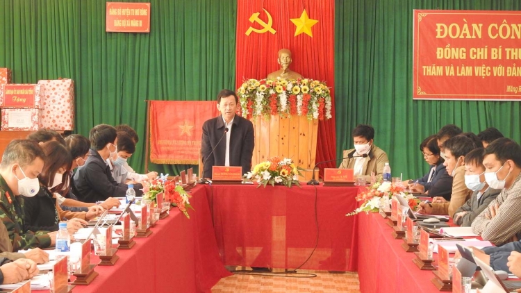 Rdâk njêng Đảng ta nkual rnoi mpôl đê̆ n’gor Kon Tum:  Lah gay ƀon lan wât, ƀư gay ƀon lan nsing nơm