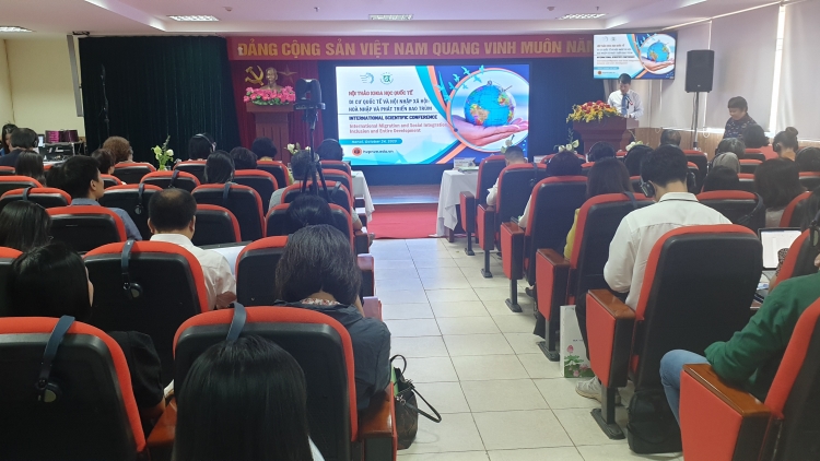 Jơnum pơčrong boh thâo ia rơgơi lăi nao “Đuăi hyu dŏ ƀơi jar kmar mut phung pơđĭ kyar hlom bom"