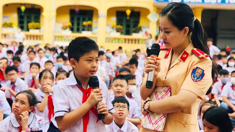 SIAM MEKRE BRUK PATHAU KHAN KA SALAMAT NAO MAI ANGAOK JALAN  DALAM SANG BAC DI BHUM CEIK THƯA THIEN - HUE