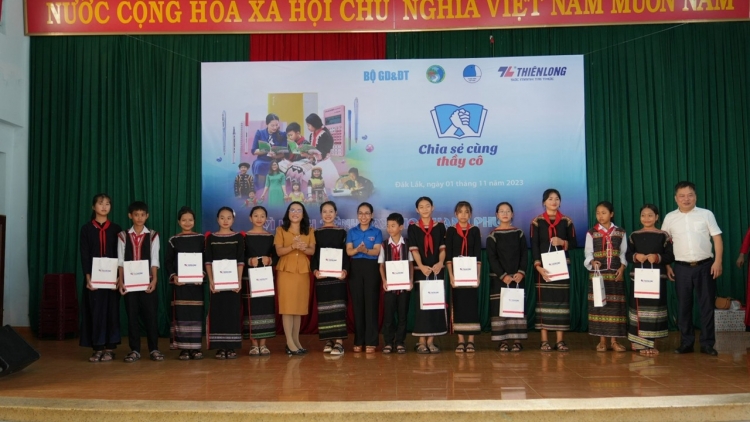 Hdră “hrăm mbĭt hŏng phung nai” hriê ti čar Dak Lak 