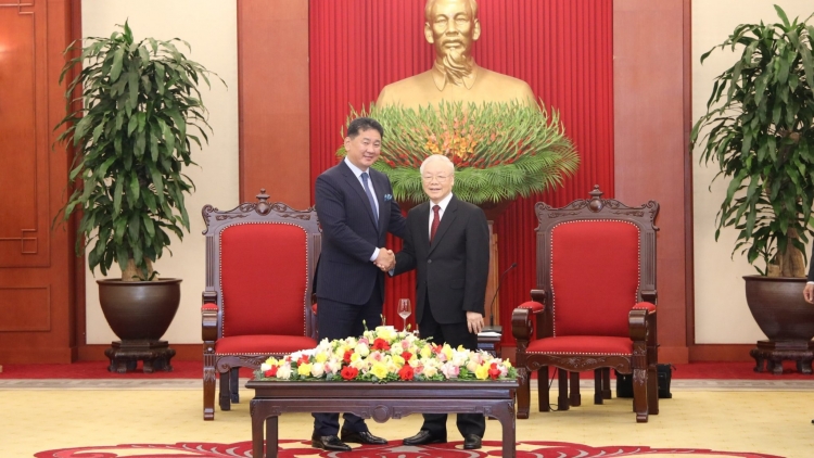 Tổng Bí thư Nguyễn Phú Trọng sơng pơma dơnuh hăm Ƀok kơdră tơm Mông Cổ