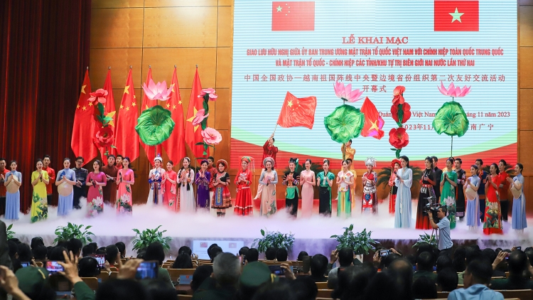 Pơphun jơnum bưp nao rai dua anom bruă djop djuai ania Việt Nam-Khač