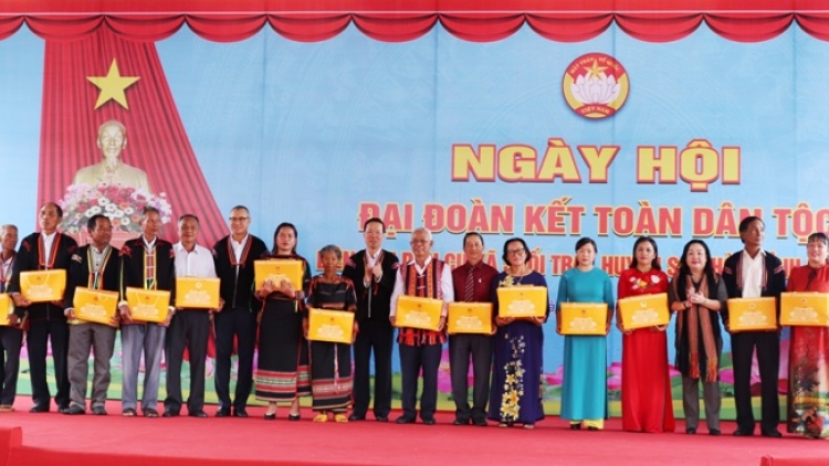 AKOK NEGAR KAKEI: NJAUK JUM PATAOM GAUK, DAONG BA GAUK NGAK MBANG PATRUN KATHAOT